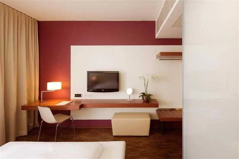Hotel Stucki Basel 3*,